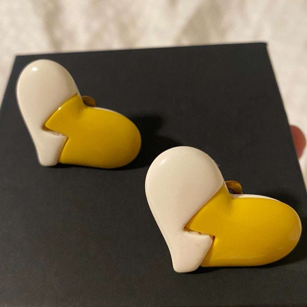 Vintage clip on earrings, 2 pairs